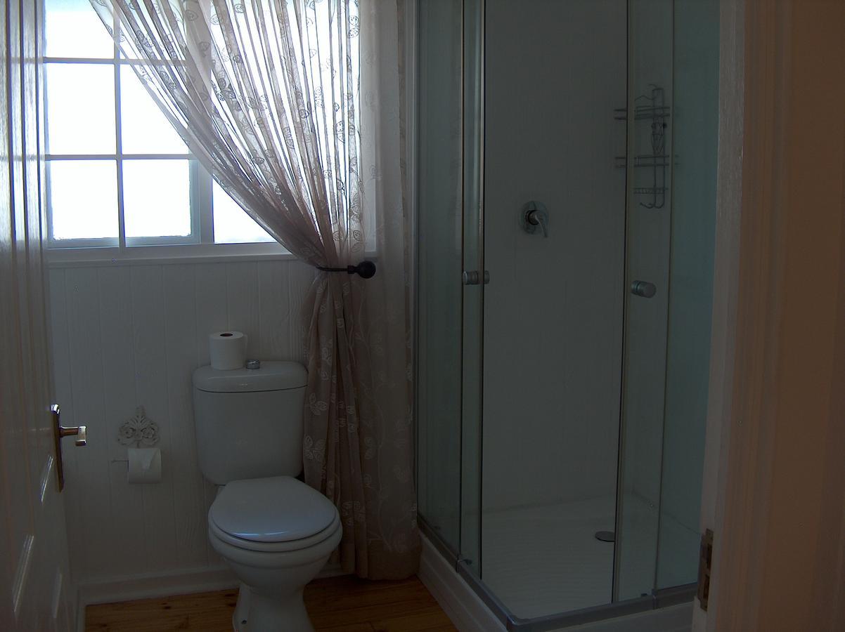 קלרנס The Courtyard Guest House מראה חיצוני תמונה
